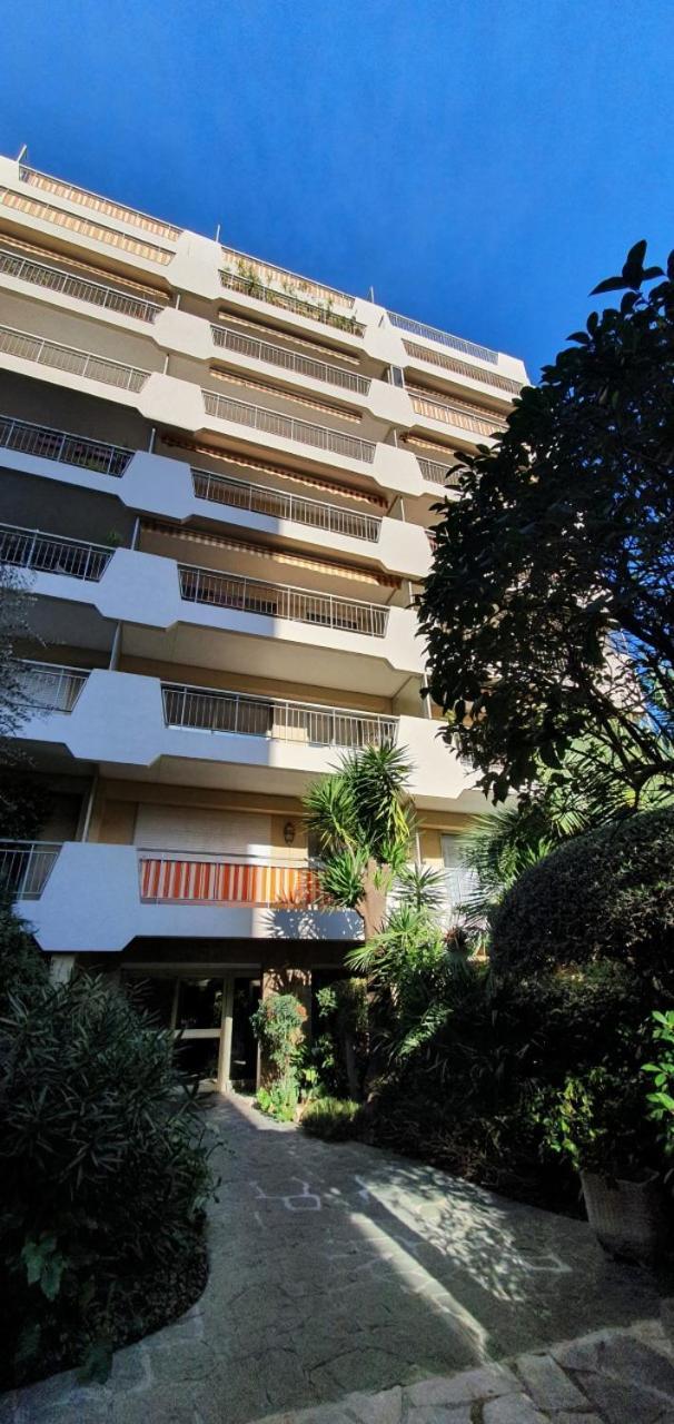 Bel Appartement Plein Centre Nisa Exterior foto